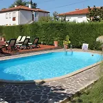 With A Swimming Pool - 3358 Апартаменты Умаг