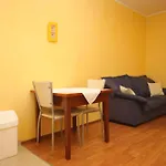 With A Swimming Pool - 3358 Апартаменты