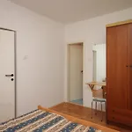 With A Swimming Pool - 3358 Апартаменты *