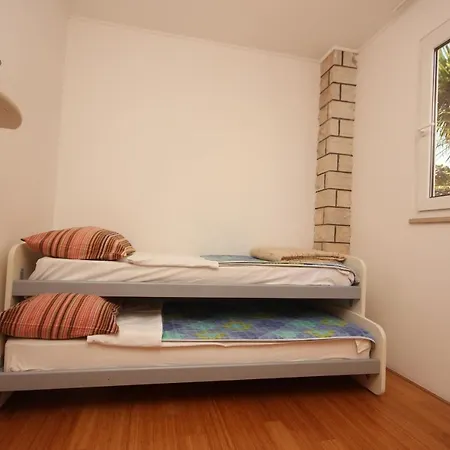 Apartment With A Swimming Pool - 3358 Umag